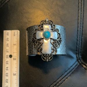 Silver/bronze cross bracelet